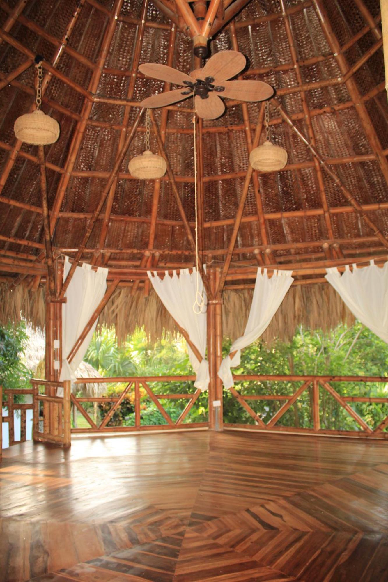 Hierba Buena Eco Hostel 埃尔扎伊诺 外观 照片