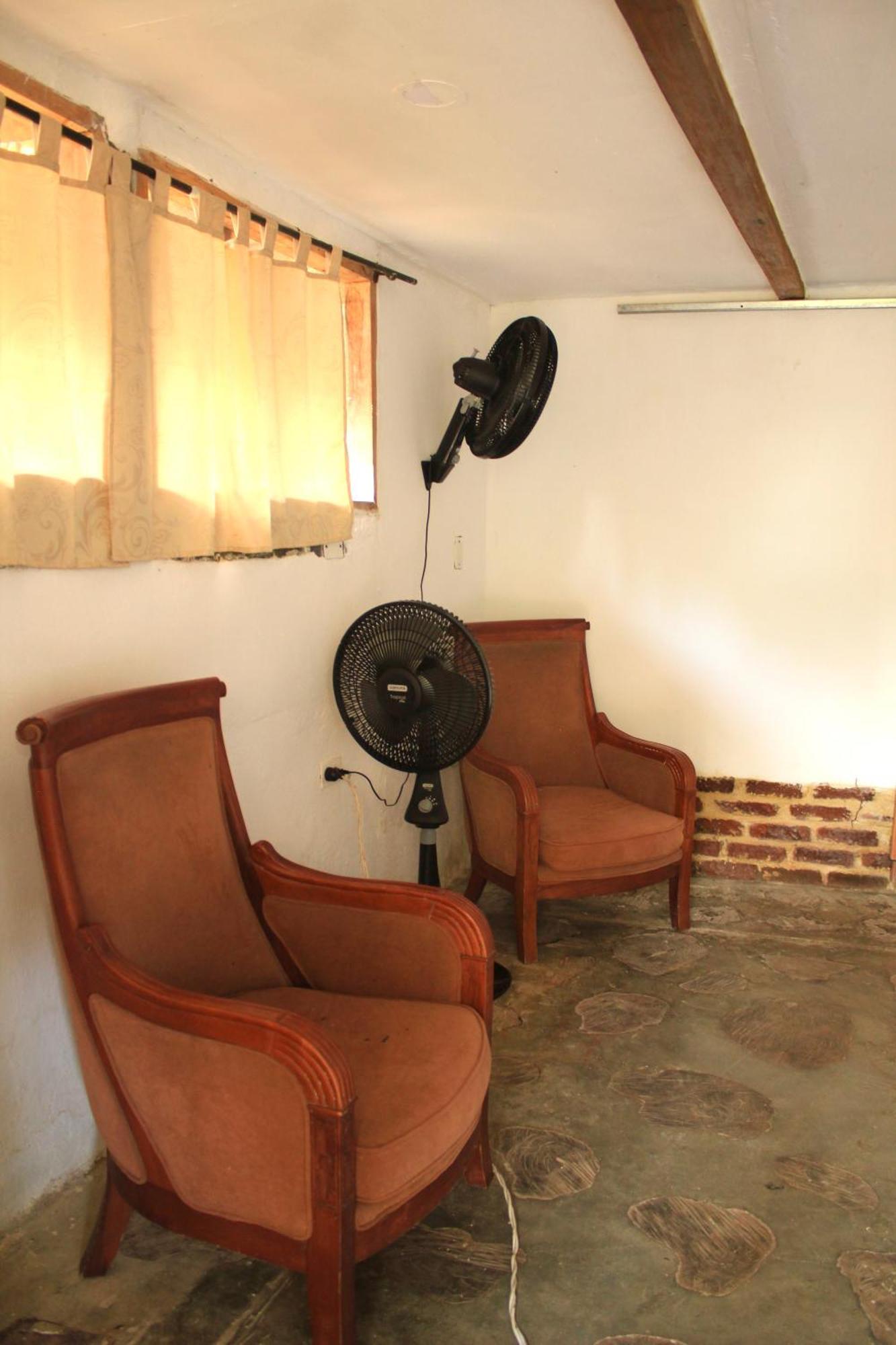Hierba Buena Eco Hostel 埃尔扎伊诺 外观 照片