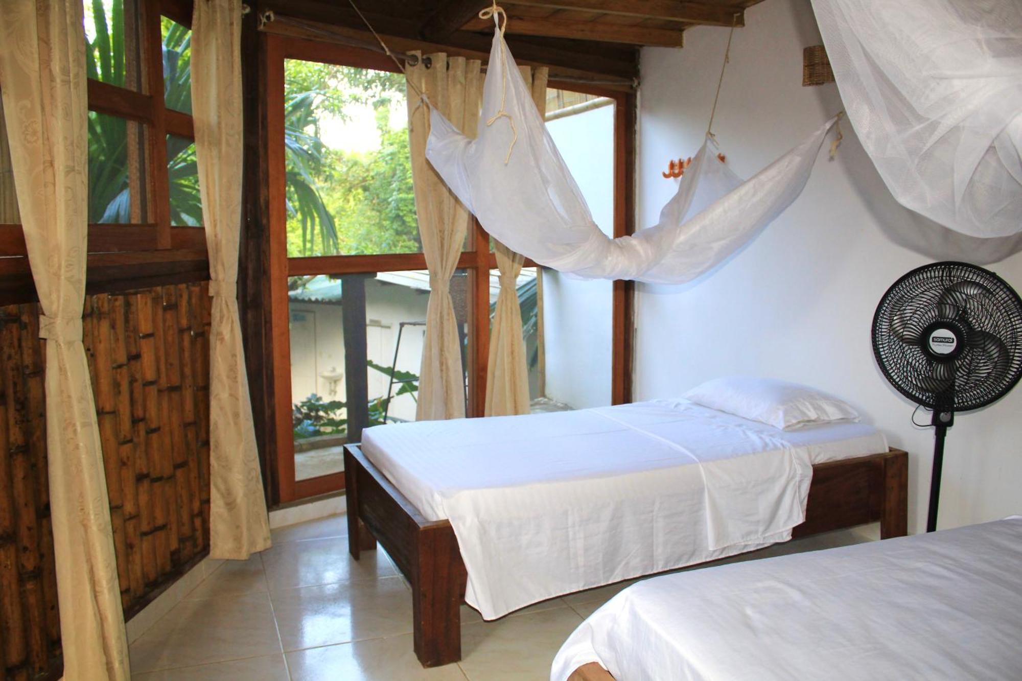 Hierba Buena Eco Hostel 埃尔扎伊诺 外观 照片